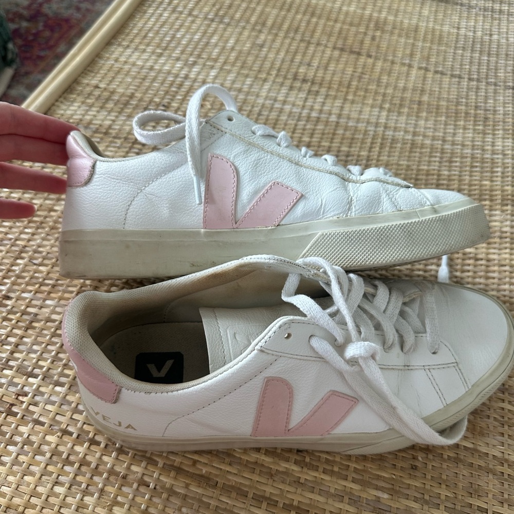 Veja Esplar Sneakers